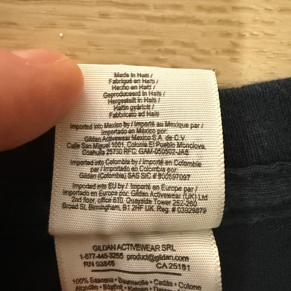 Gildan Red Pony Café Graphic Tee Black Regular - Picture 5 of 7